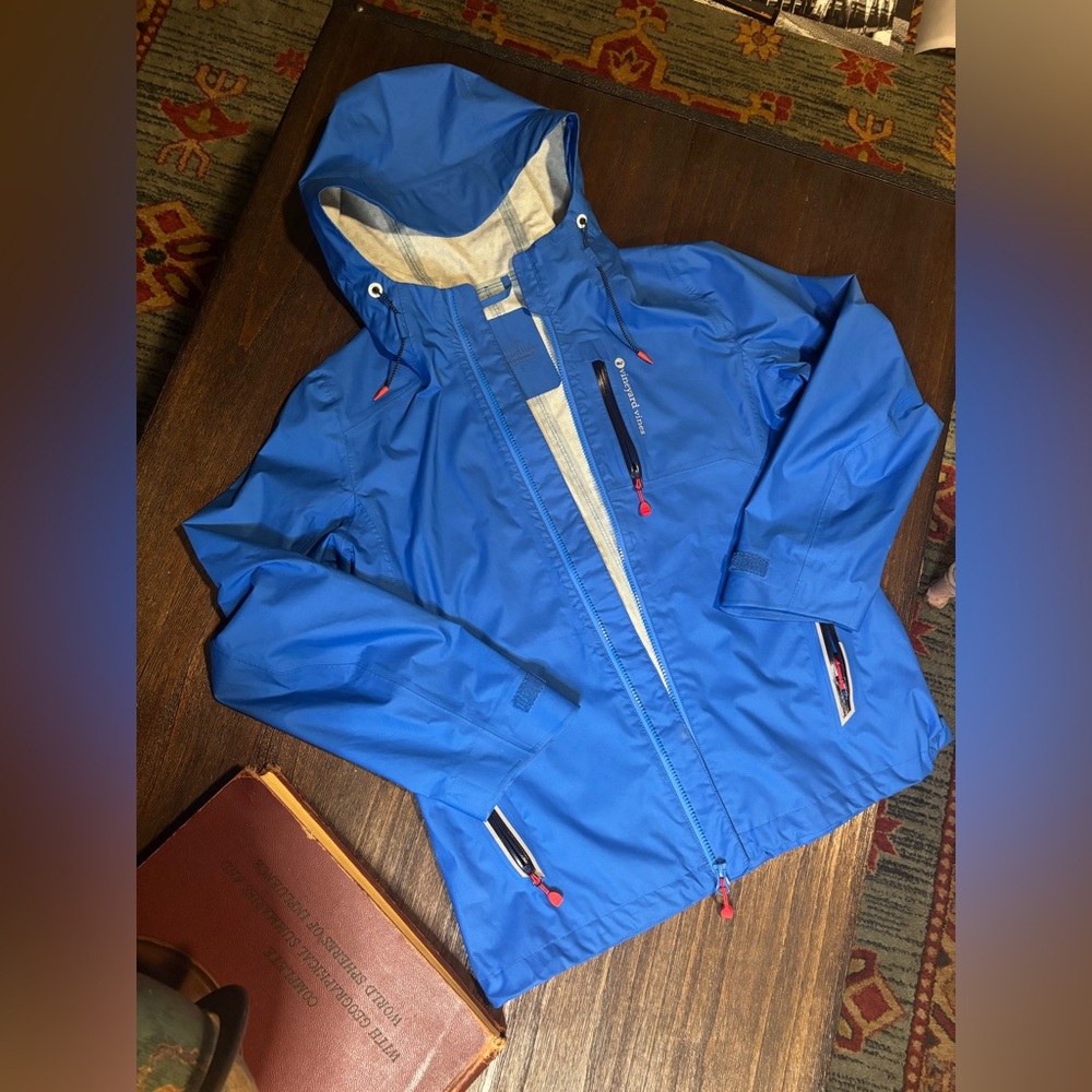 Beautiful Blue Vineyard Vines Jacket 💙